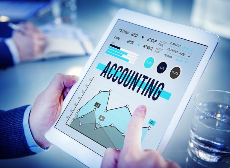 Simplify the best accounting software for your small business finances